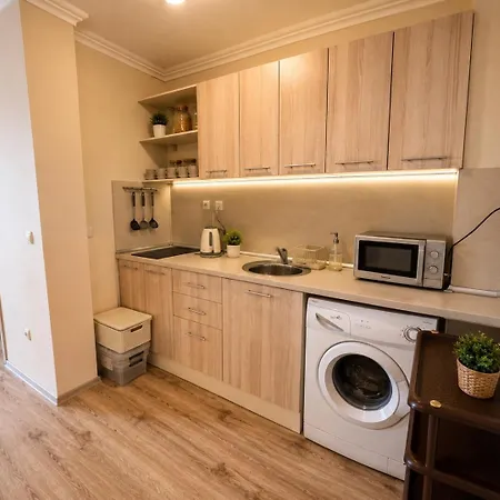 Albena Hills | 2br, Pool & Garden Views Апартамент