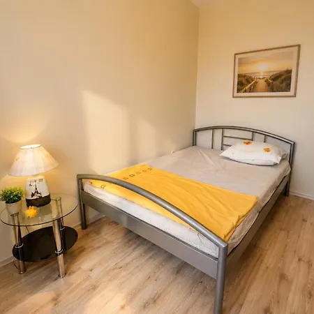 Albena Hills | 2br, Pool & Garden Views Апартамент Варна